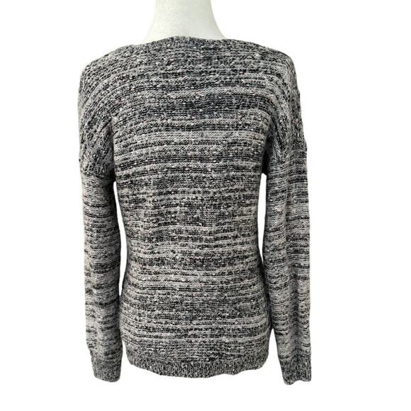 Draper's & Damon's Crewneck Sweater - Size Medium - Picture 2 of 8